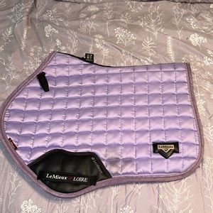 Purple saddle pad